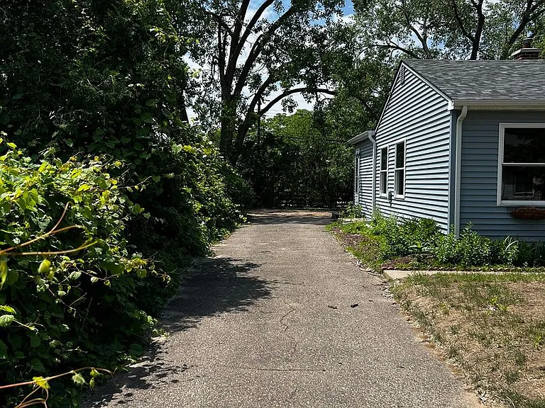 3146 Utah Ave S — Photo 17