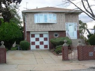 22 Roeckel Ave, Valley Stream, NY 11580