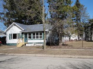 363 Wells St, Caro, MI 48723