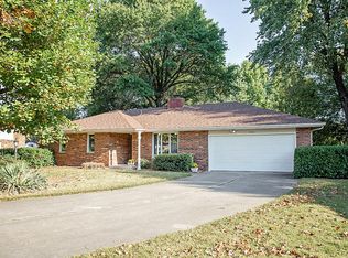 3350 N Fremont Ave, Springfield, MO 65803