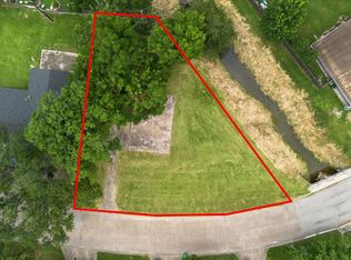 522 Surratt Dr, Houston, TX 77091