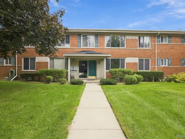 1225 Derby Rd APT 3, Birmingham, MI 48009