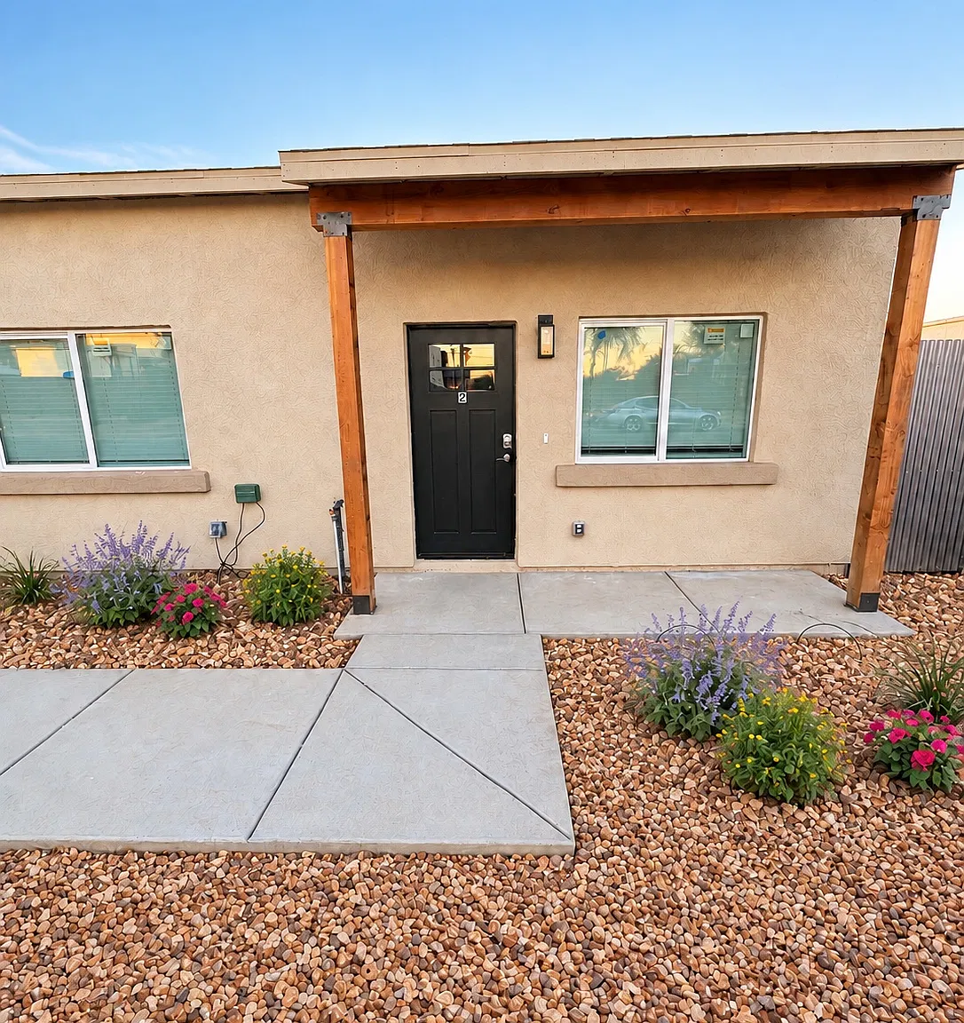 850 E Seneca St — Photo 1