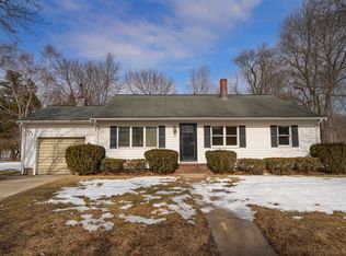 183 Lions Mouth Rd, Amesbury, MA 01913