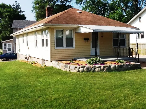 56 Broadway St, Oxford, MI 48371