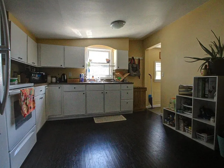 234 W Ohio St — Photo 1