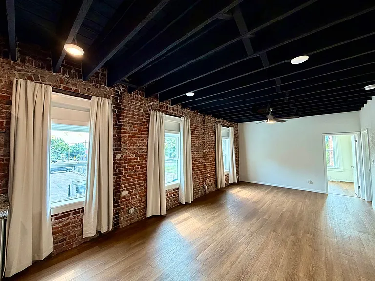 2202 Lexington Ave #A — Photo 15