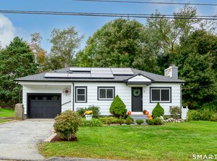 3 Pepperidge Drive, Waterford, CT 06375