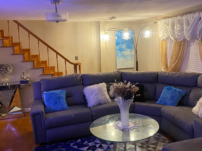 1179 Cove Rd — Photo 3