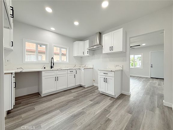 3rd image of 445 E 119th St