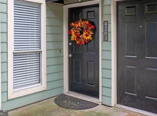 4203 Canyon Point Cir, Roswell, GA 30076