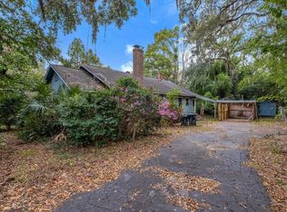 1520 Live Oak Dr, Tallahassee, FL 32301