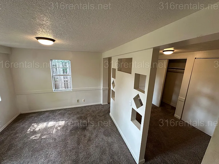 1748 S Meridian Ave — Photo 21