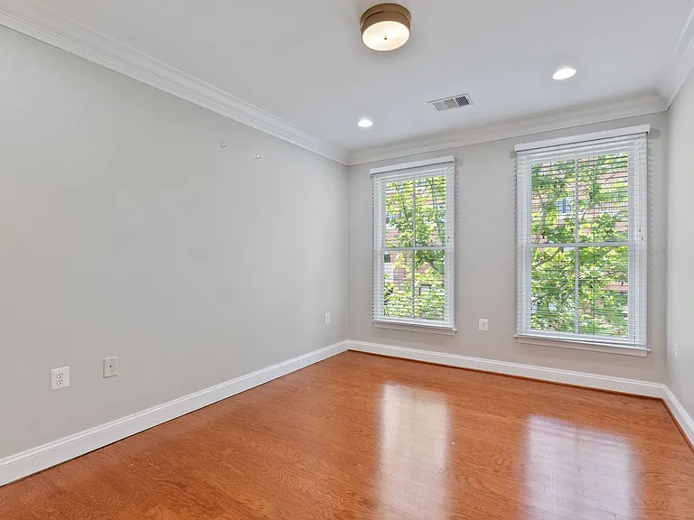 1115 Cameron St #311 — Photo 18