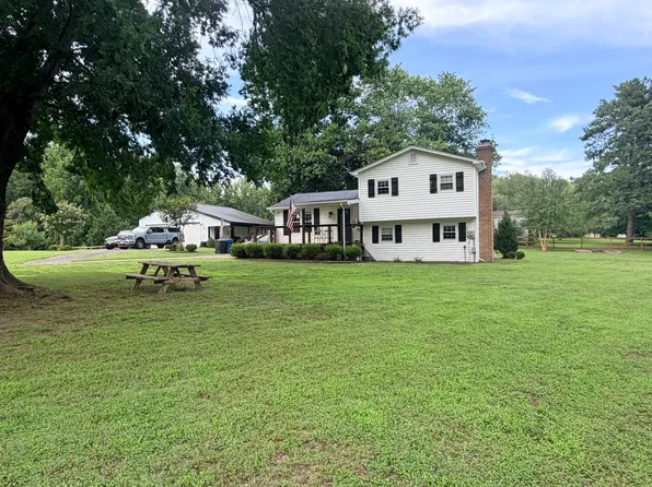 30060 Blackfoot Dr, Mechanicsville, MD 20659