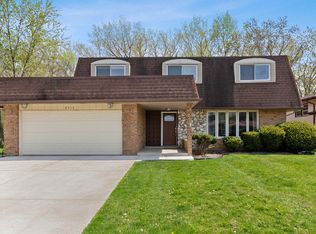 8486 W Sun Valley Dr, Palos Hills, IL
