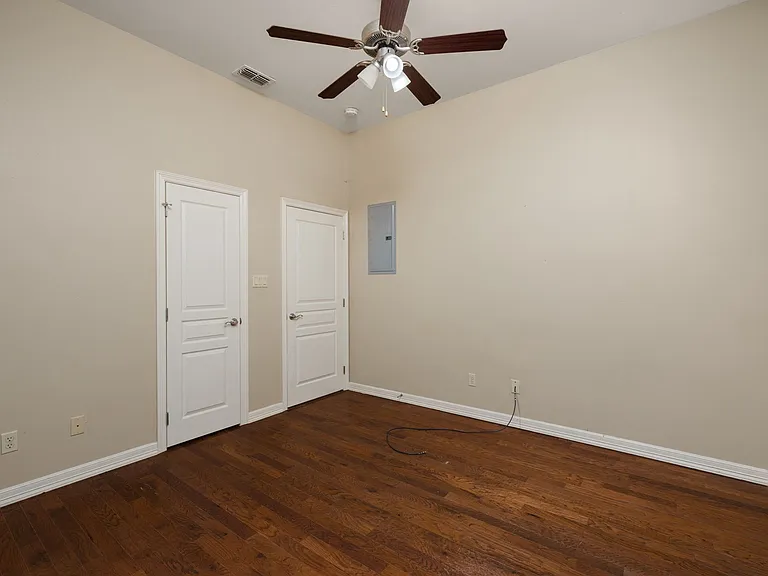 2805 Mimosa St #11 — Photo 8