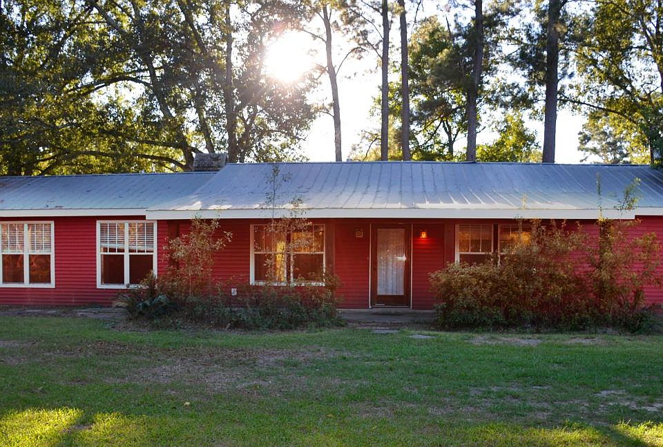 Ponchatoula Ranch House