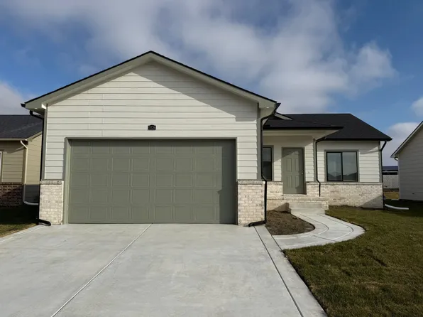 5126 N Toben Dr, Wichita, KS 67226