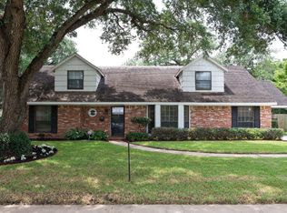 2103 College Dr, Victoria, TX 77901
