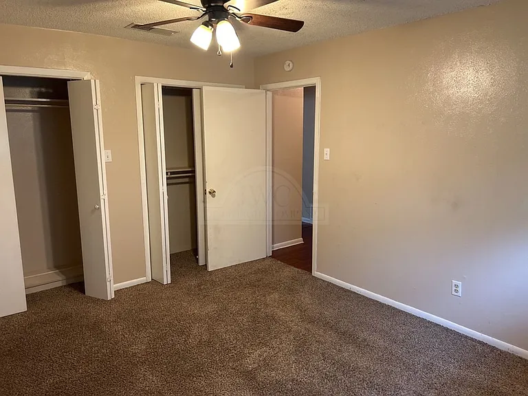 1013 Kathey Dr — Photo 18
