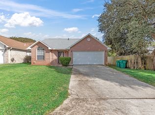 453 Rush Park Cir, Mary Esther, FL 32569