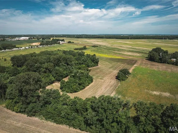 13379 Missouri Bottom Rd, Bridgeton, MO 63042