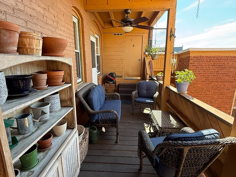 41 Chatham St #8 — Photo 11