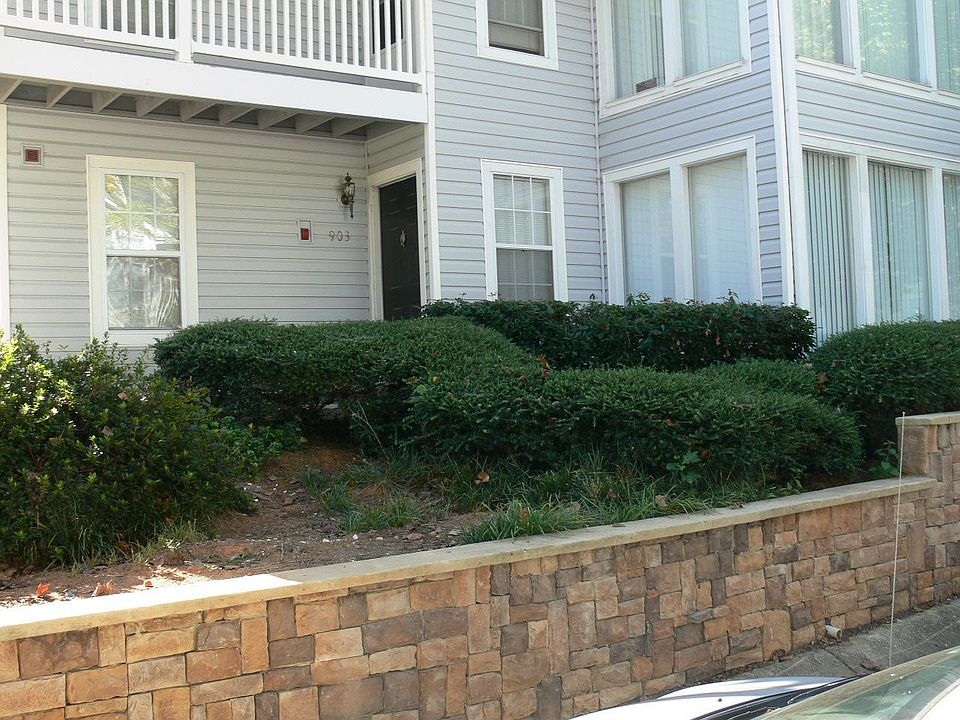 1st image of 903 Augusta Dr