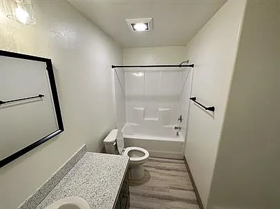 1040 Enterprise Dr #1 — Photo 9