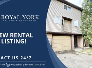 22 Bond St #C, Brantford, ON N3R 4G5