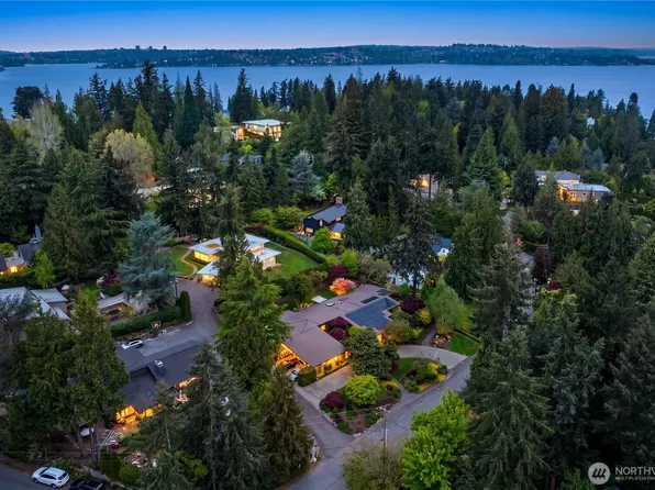 3215 78th Place NE, Medina, WA 98039