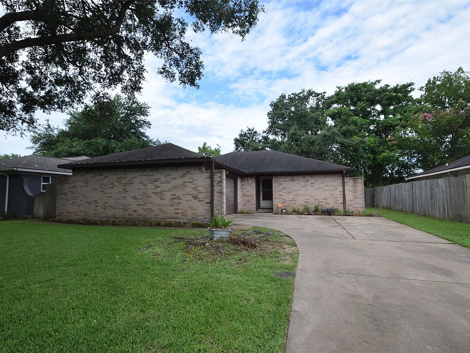 1st image of 1909 Myrna Ln