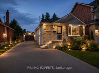 10 Lady Bank Rd #BASEMENT, Toronto, ON M8Z4J5