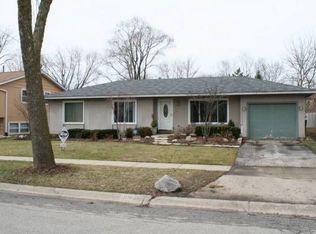 1130 Leicester Rd, Elk Grove Village, IL 60007