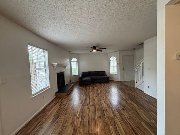 3rd image of 4657 Shallowford Cir