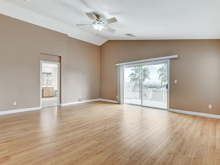 2504 Antique Blossom Ave — Photo 39