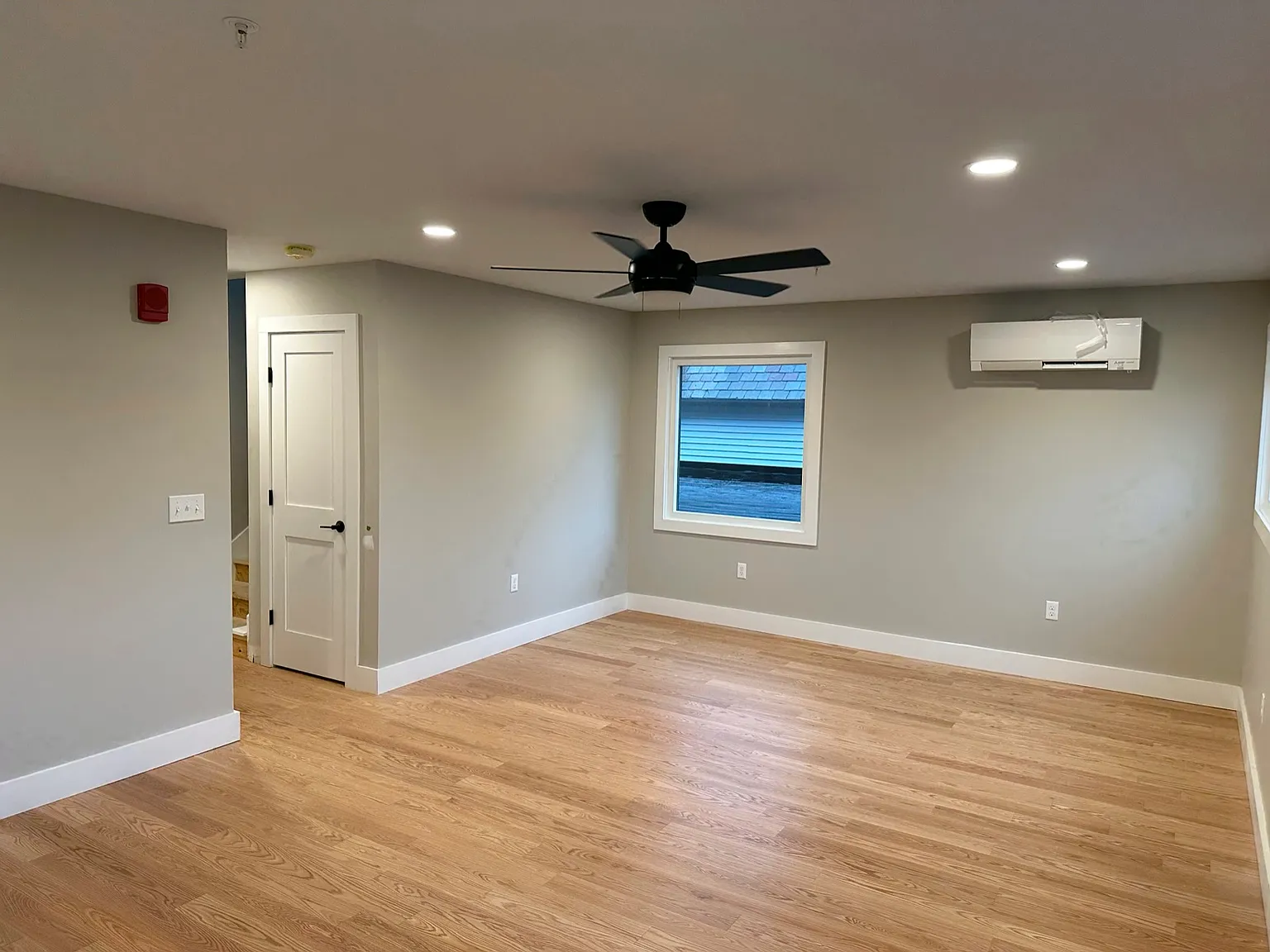 180 N Winooski Ave — Photo 1