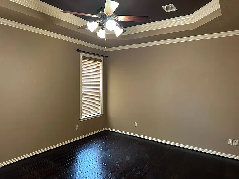 4413 Hearst Ct — Photo 13