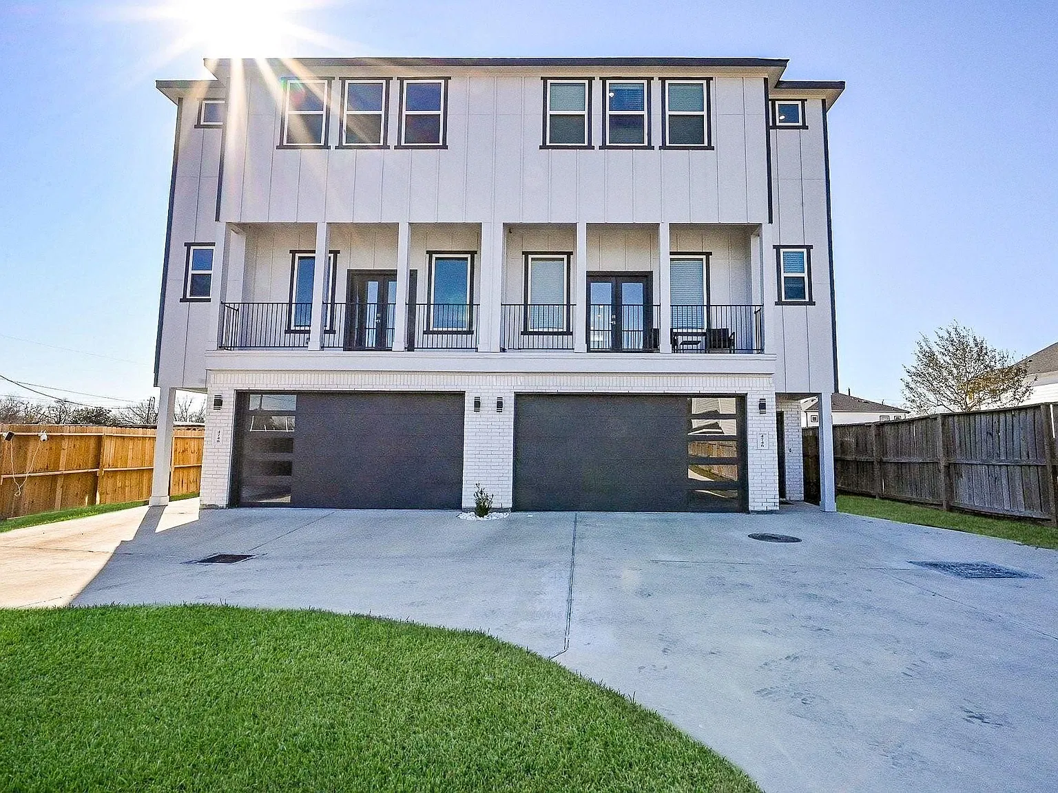 3 bed, 3.5 bath, 1805 sqft, $2,250 — Photo 2