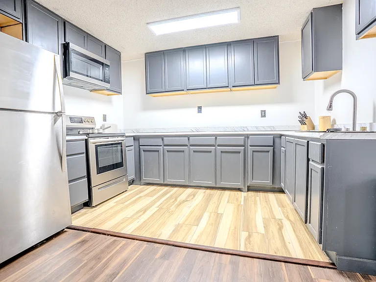 901 N Morris St #B — Photo 4