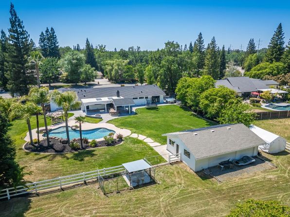 7901 Blaze Trail Ct, Orangevale, CA 95662