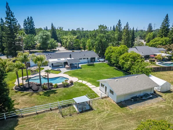 7901 Blaze Trail Ct, Orangevale, CA 95662