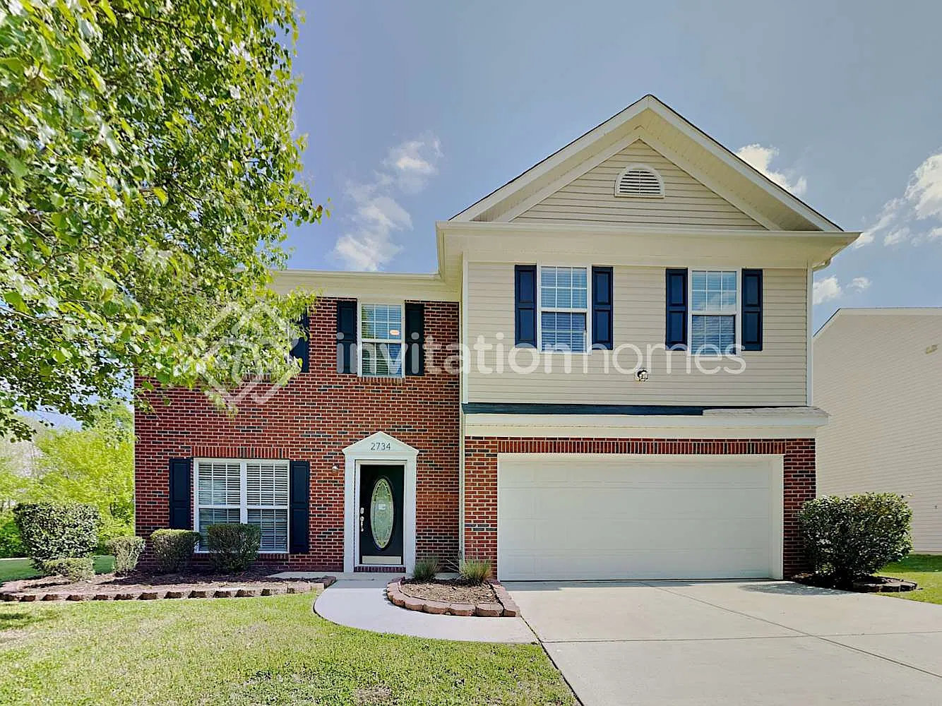 2734 Highland Park Dr Charlotte, NC 28269 — Photo 1
