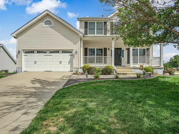 841 Blazing Star Dr, Waterloo, IL 62298