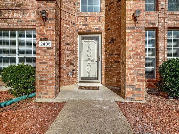 3rd image of 2405 Shorewood Ct