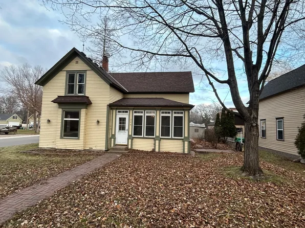 324 River St N, Delano, MN 55328