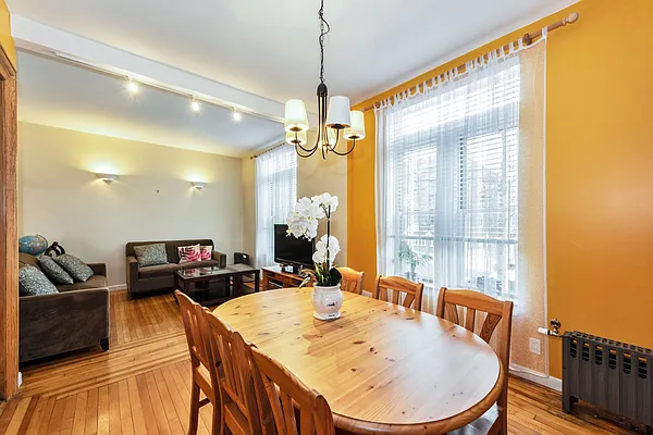 Sold by V I Properties Inc | media 1