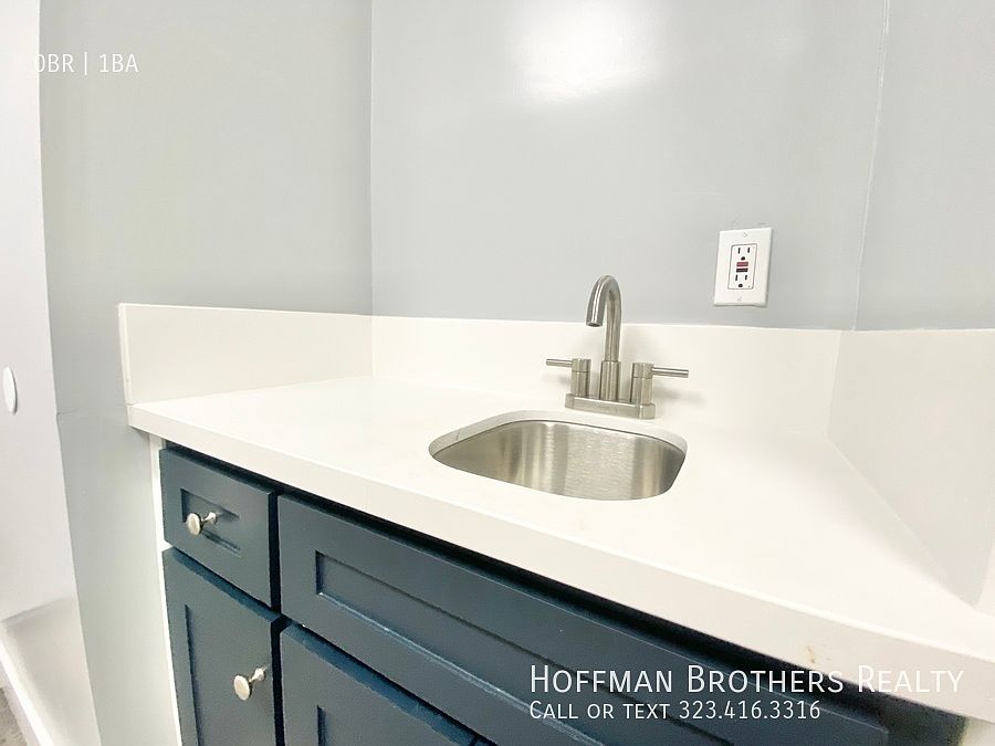 2nd image of 436 E Avenue 28 #106