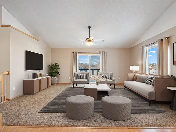 4th image of 531 Tulip Ct